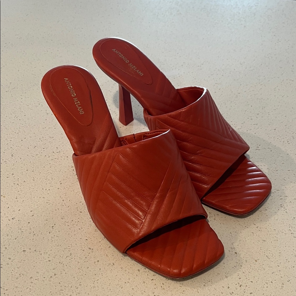 ANTONIO MELANI Quilted burnt orange Mules